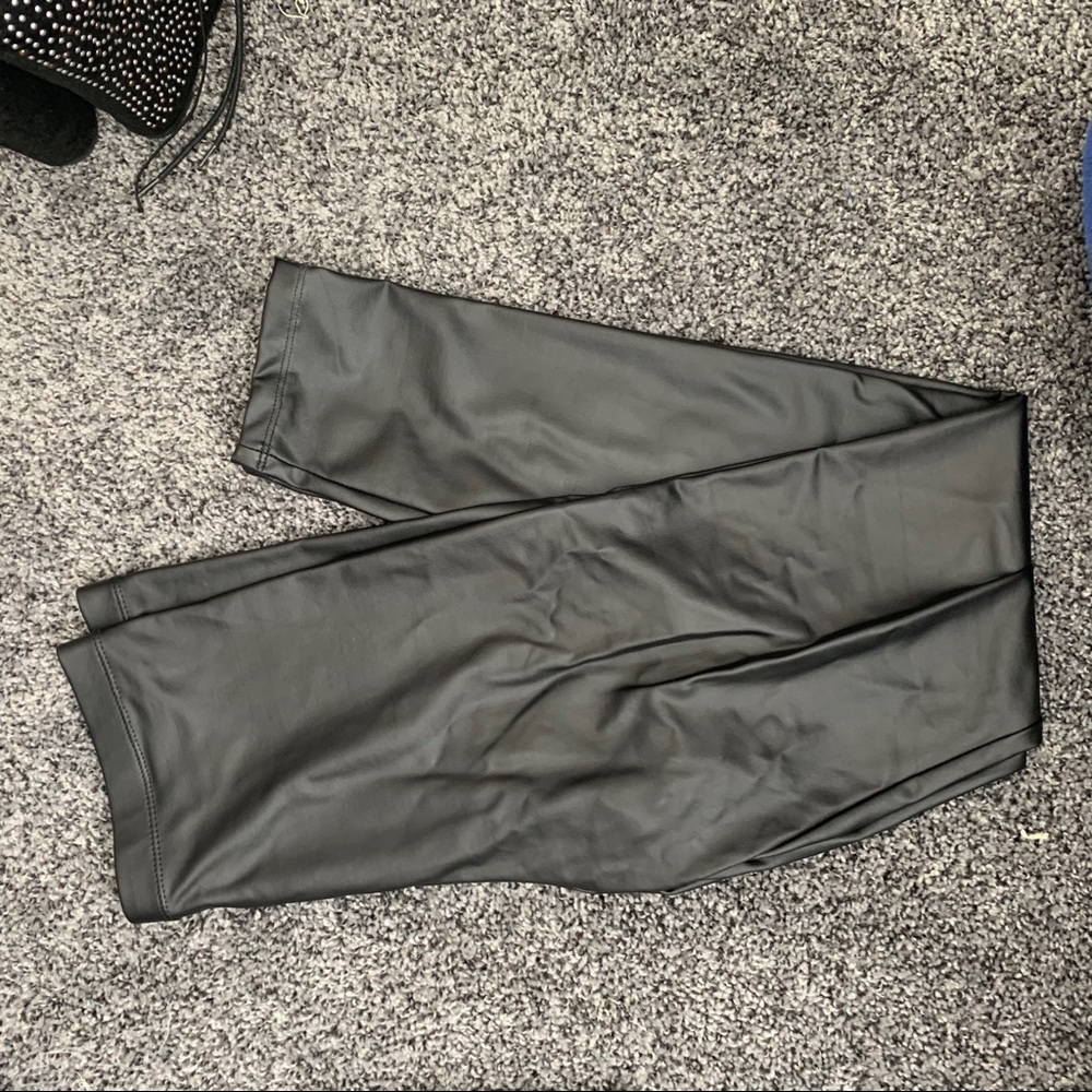 Forever 21 pleather pants size medium